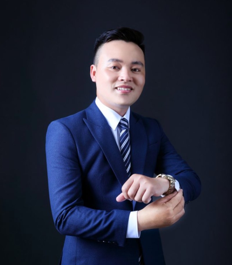 CEO Trương Hoàng Dũng